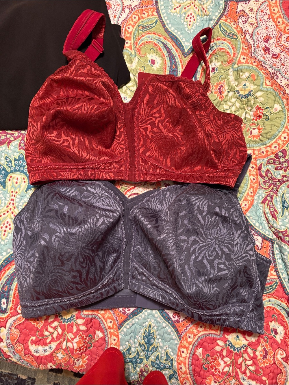 Women’s Red and Gray Jacquard Full-Coverage Bras